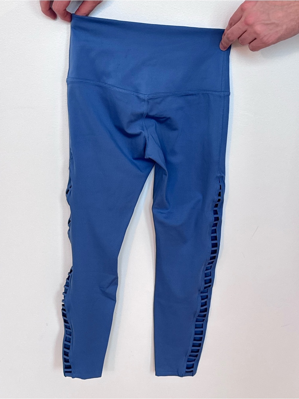 Nike Periwinkle High-Waist Leggings with Side Cutouts - Picture 5 of 8